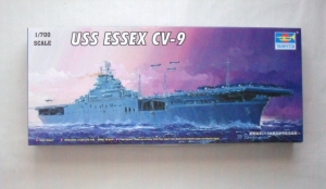 TRUMPETER 1/700 05728 USS ESSEX CV-9
